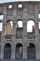 colosseum aka coliseum eller colosseo i rom, Italien foto