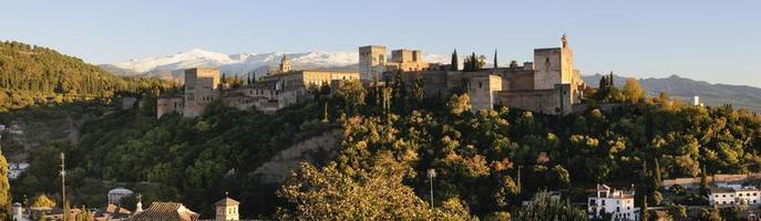 alhambra och granada landskap från albaicin foto