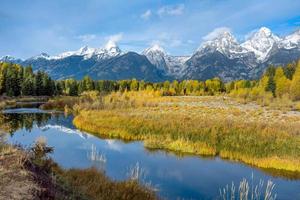 taggiga bergskedjan Grand Teton foto