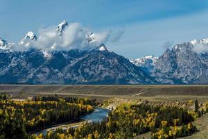 snake river förbise i wyoming foto