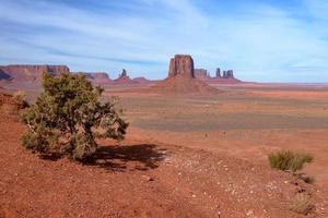 naturskön utsikt över monument valley utah usa foto