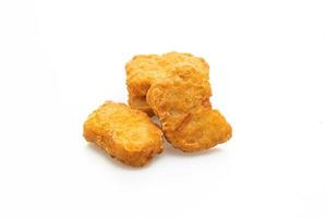 stekt kyckling nugget på vit bakgrund foto