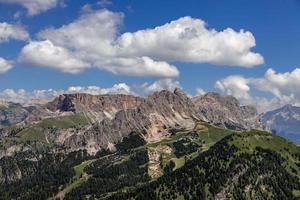 utsikt över Dolomiterna nära selva, Sydtyrolen, Italien foto