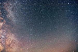 deep sky astrofoto. skönhetsvärlden. karpaterna ukraina europa. foto