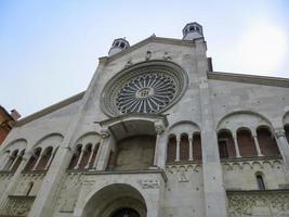 saint peters katedral i modena emilia romagna italien foto