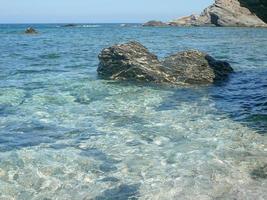 utsikt över havet vid lampianu, Sardinien, Italien foto