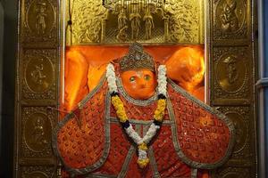 lord hanuman gud i hinduiskt tempel foto