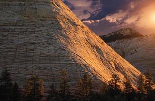 natursköna zion park natursköna landskap vid solnedgången foto