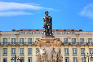 färgglada gator i Lissabon foto