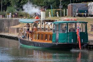 windsor, maidenhead och windsor, Storbritannien, 2018. ångyacht på Themsen foto