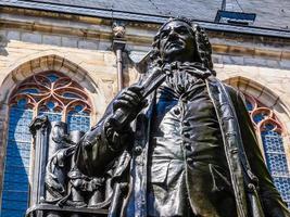 hdr neues bach denkmal foto