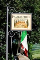 pienza, Toscana, Italien, 2013. Piccolo hotellskylt foto