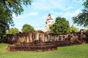 prasat pha nom wan, gammal sten i thailand foto