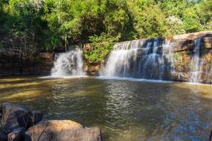vattenfall i norra thailand nationalpark, lamphun provinsen, thailand foto