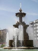 Granada, Andalusien, Spanien, 2014. Batallas fontän i Granada foto