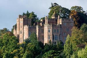 dunster, somerset, Storbritannien, 2013. utsikt över dunster castle foto