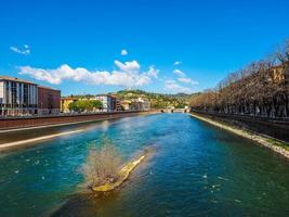 hdr madonna di lourdes helgedom i verona foto