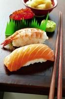 diverse japansk sushi foto