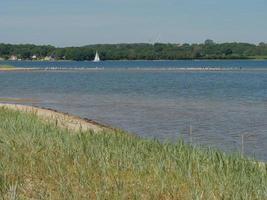 Östersjön nära flensburg i tyskland foto