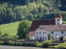 vid floden Donau i Österrike foto