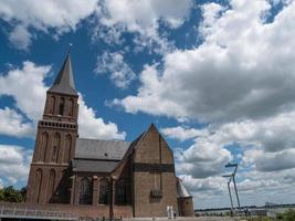 emmerich vid floden rhen i tyskland foto