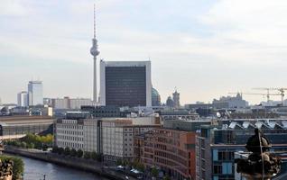 utsikt över staden Berlin i Tyskland foto