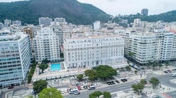 Rio de Janeiro, Rio de Janeiro, Brasilien, cirka oktober 2019 Flygfoto över Copacabana Palace Hotel i Rio de Janeiro, Brasilien foto