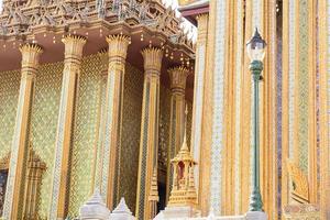 wat phra kaew är ett landmärke i Thailand. foto