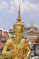 wat phra kaew är ett landmärke i Thailand. foto