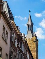 hdr turm der alte pfalzanlage torn av gamla Pfalz i aachen foto
