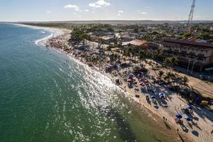 Flygfoto över den franska stranden eller praia do frances, klart vatten, maceio, alagoas. nordöstra regionen av Brasilien. foto