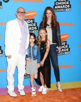 los angeles mars 24, akiva goldsman, ever goldsman, lily goldsman, joann richter vid 2018 kids choice awards på forumet den 24 mars 2018 i inglewood, ca. foto