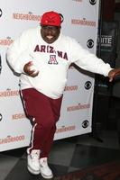 los angeles, 18 nov - cedric the entertainer at the neighbohood firar välkommen till bowlingavsnittet på pinz bowlinghall den 18 november 2019 i studio city, ca. foto