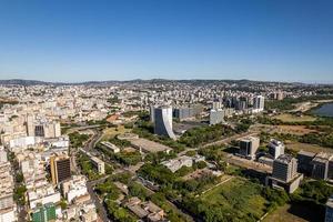 Flygfoto över porto alegre, rs, Brasilien. Flygfoto över den största staden i södra Brasilien. foto