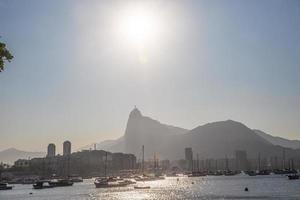 utsikt över sockerlimpa, corcovado och guanabarabukten, Rio de Janeiro, Brasilien foto