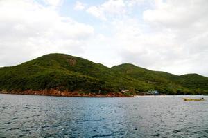 vackert blått hav från Similan Islands i Thailand, Asien foto