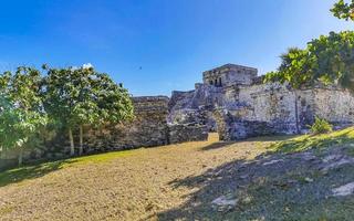 forntida tulumruiner Mayan plats tempelpyramider artefakter havslandskap mexico. foto