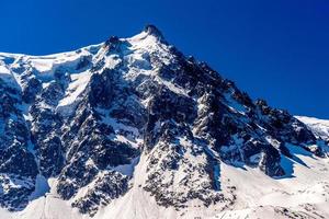 snöiga berg chamonix, mont blanc, haute-savoie, alperna, frankrike foto