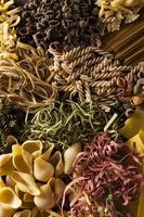 diverse hemlagad torr italiensk pasta