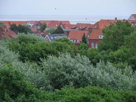 solnedgång på stranden på juist island foto