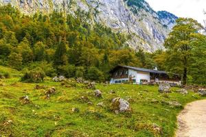 chalet i koenigssee, konigsee, berchtesgaden nationalpark, bayern, tyskland foto