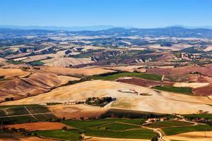 toscana landskap panorama, Italien. bondgårdar, vingårdar. foto