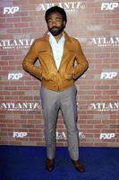 los angeles, 19 feb - donald glover på tlanta robbin la premiärvisning på teatern på ace hotel den 19 februari 2018 i los angeles, ca. foto