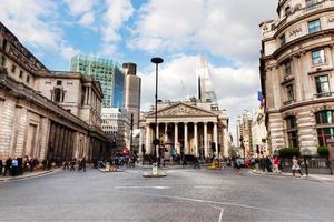 london, england, 2022 - bank of england, den kungliga börsen i london, Storbritannien. foto