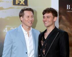 los angeles, 20 april - dustin lance black, tom daley på fxs under the banner of heaven tv-seriepremiär på hollywood athletic club den 20 april 2022 i los angeles, ca. foto