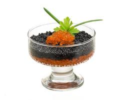 rad och svart kaviar foto