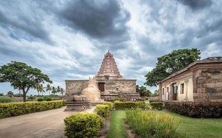 antika hinduiska tempel i södra Indien foto