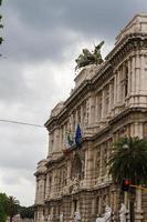 Rom, Italien. typiska arkitektoniska detaljer i den gamla staden foto