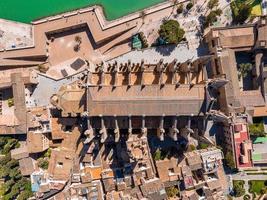 gotisk medeltida katedral i palma de mallorca i Spanien foto