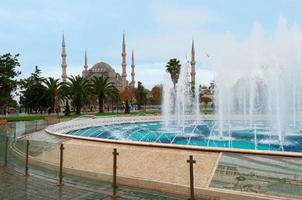 blå moské i istanbul, sultanahmet square foto